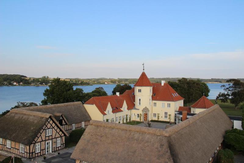 Gl. Avernaes Sinatur Hotel & Konference Ebberup Eksteriør bilde